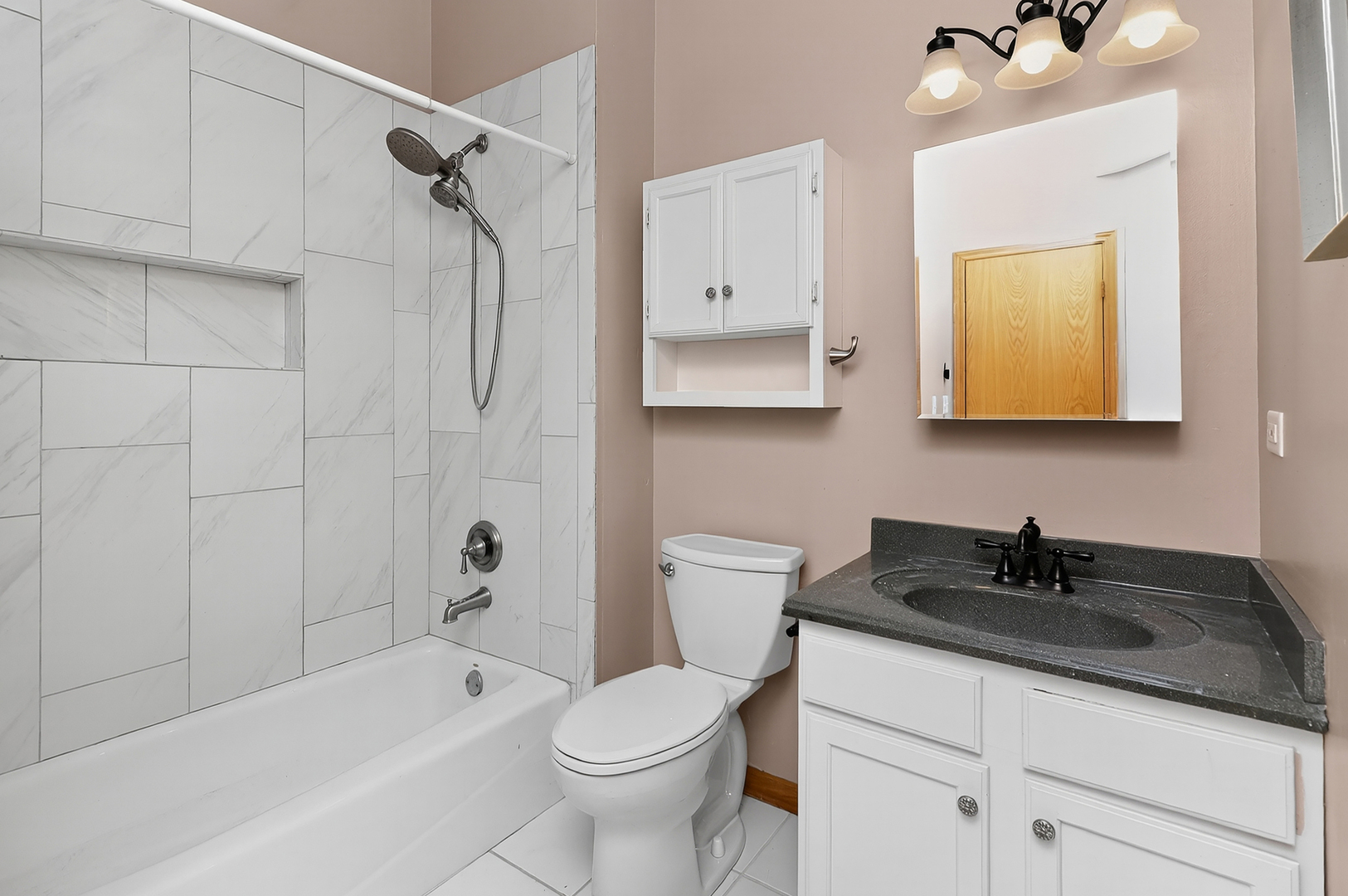 110 Harper Lane Lemont, IL 60439 - Photo 19 of 29 a bathroom with a sink a toilet and bathtub