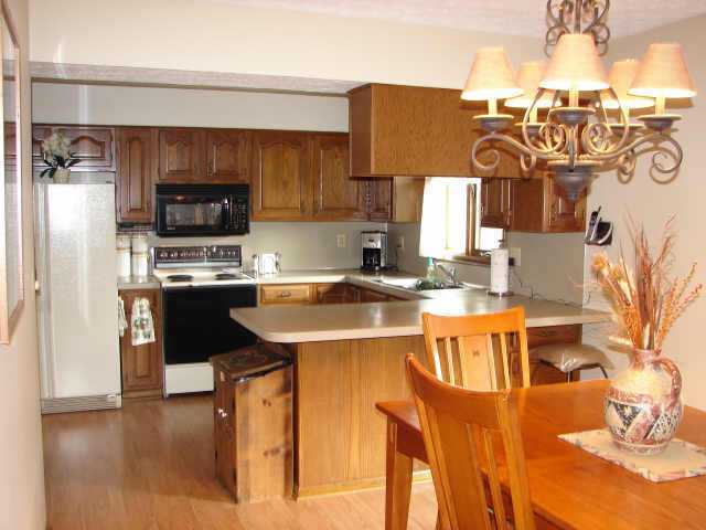374 Allview Road Westerville, OH 43081 - Photo 3 of 10 Gallery Image 3