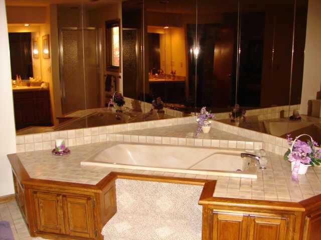 374 Allview Road Westerville, OH 43081 - Photo 6 of 10 Gallery Image 6
