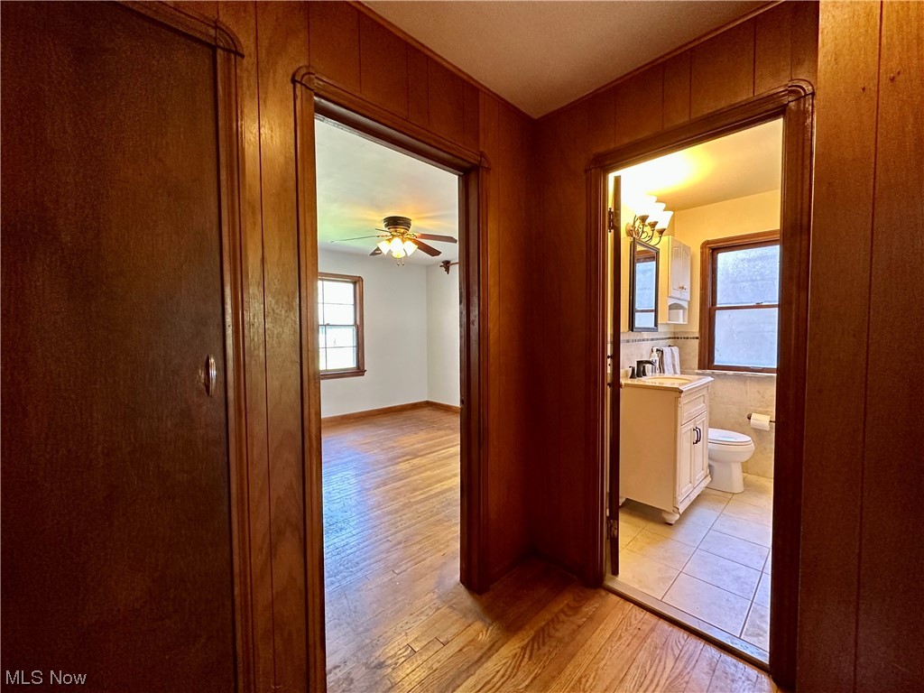 4534 East Berwald Road Cleveland, OH 44121 - Photo 18 of 35 Gallery Image 18
