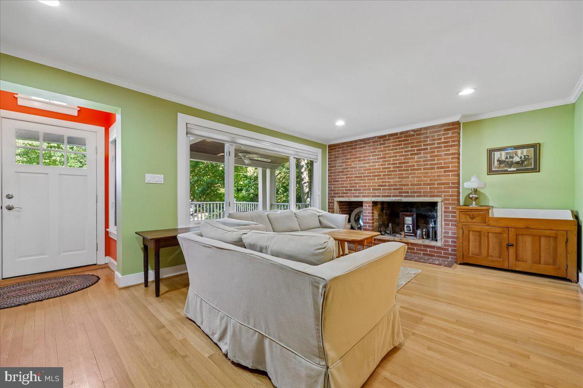 6501 Pyle Road Bethesda, MD 20817 - Photo 16 of 107 Gallery Image 16