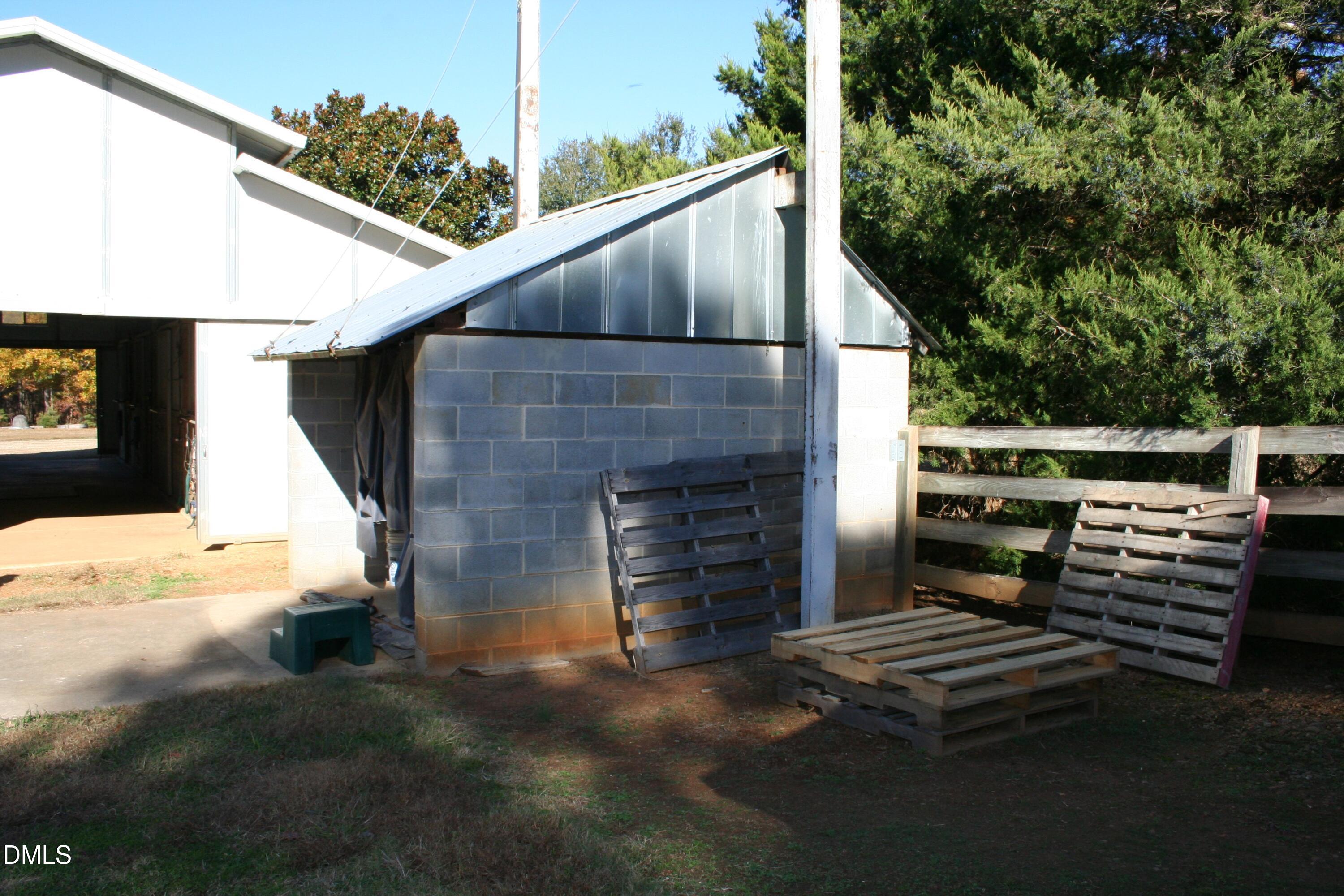 220 Jordan Narron Road Selma, NC 27576 - Photo 69 of 87 Shavings Barn