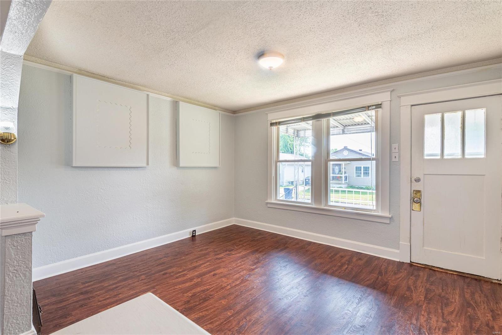 3717 Risch Avenue St. Louis, MO 63125 - Photo 5 of 17 Gallery Image 5