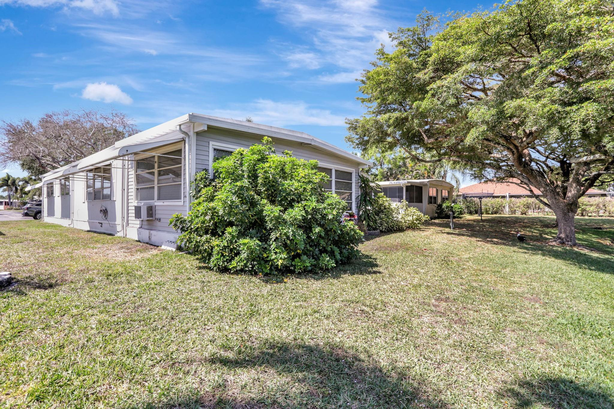 8409 Chisum Trail Boca Raton, FL 33433 - Photo 4 of 48 Photo 4