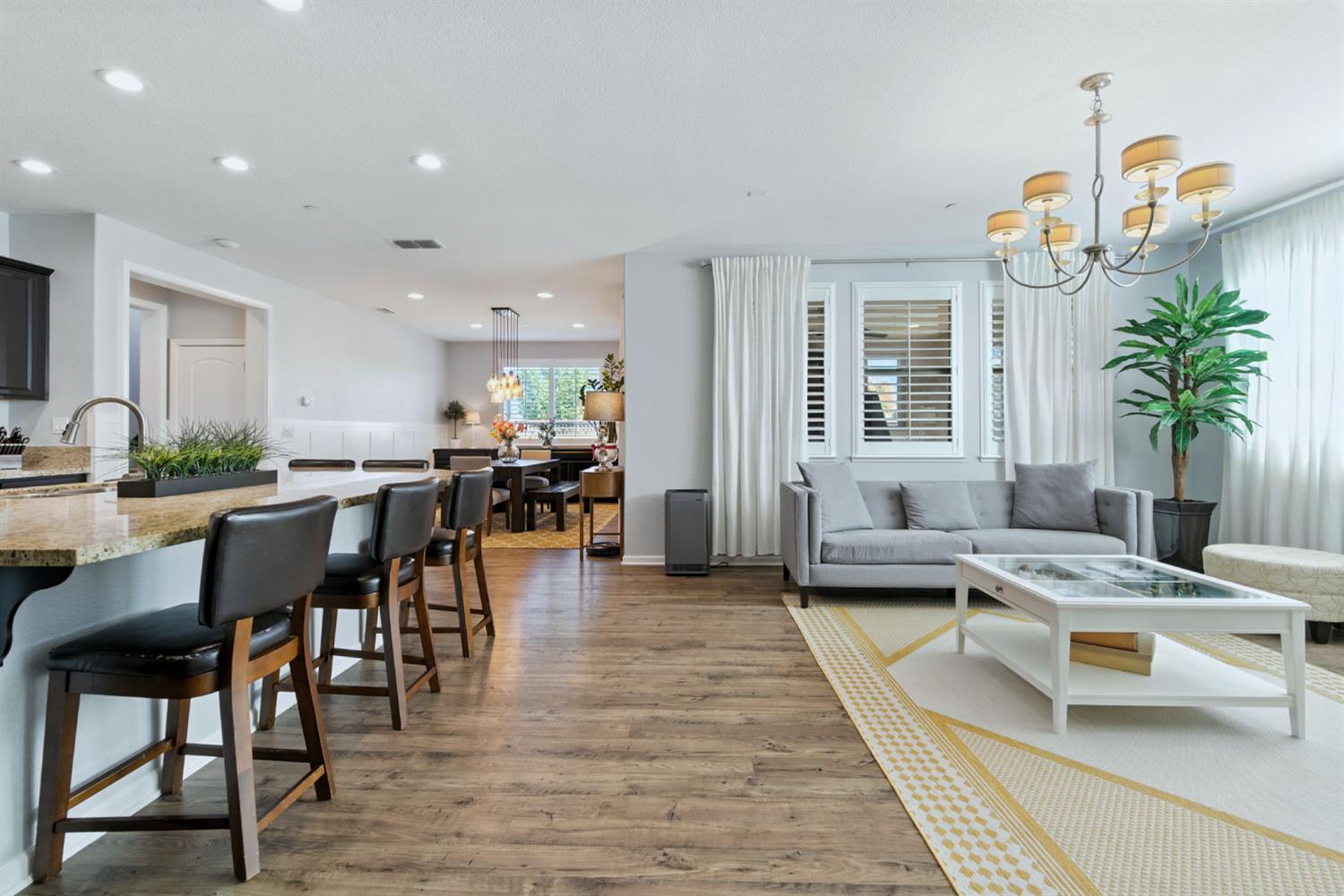 18200 Broadmoor Way Lathrop, CA 95330 - Photo 16 of 48