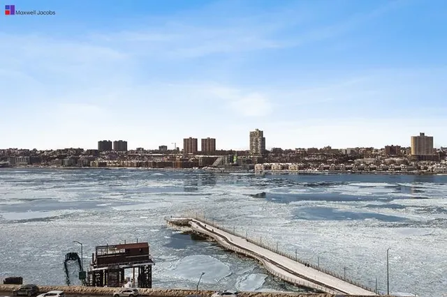 $1,575,000 | 200 Riverside Boulevard, Unit 10L | Upper West Side