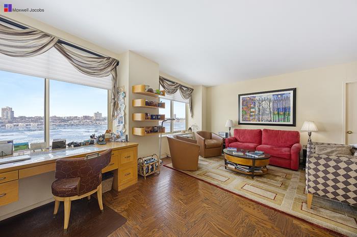 200 Riverside Boulevard, Unit 10L Manhattan, NY 10069 - Photo 2 of 13