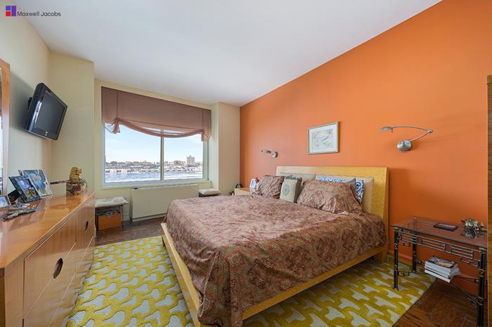 200 Riverside Boulevard, Unit 10L Manhattan, NY 10069 - Photo 5 of 13