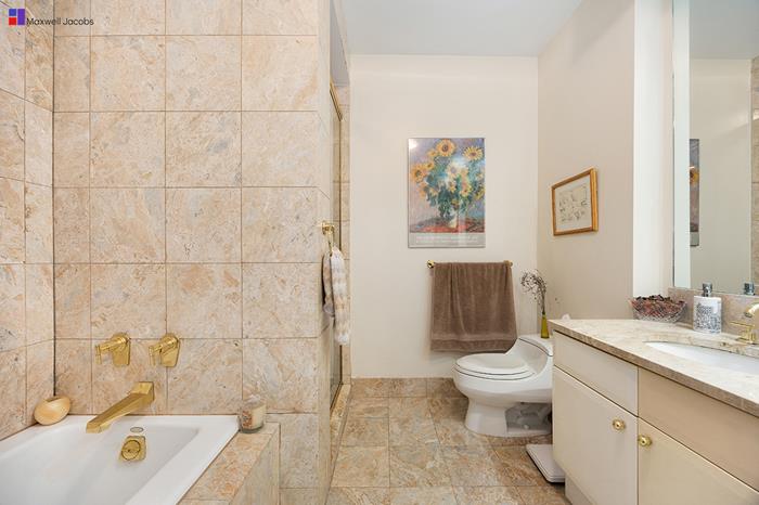 200 Riverside Boulevard, Unit 10L Manhattan, NY 10069 - Photo 6 of 13