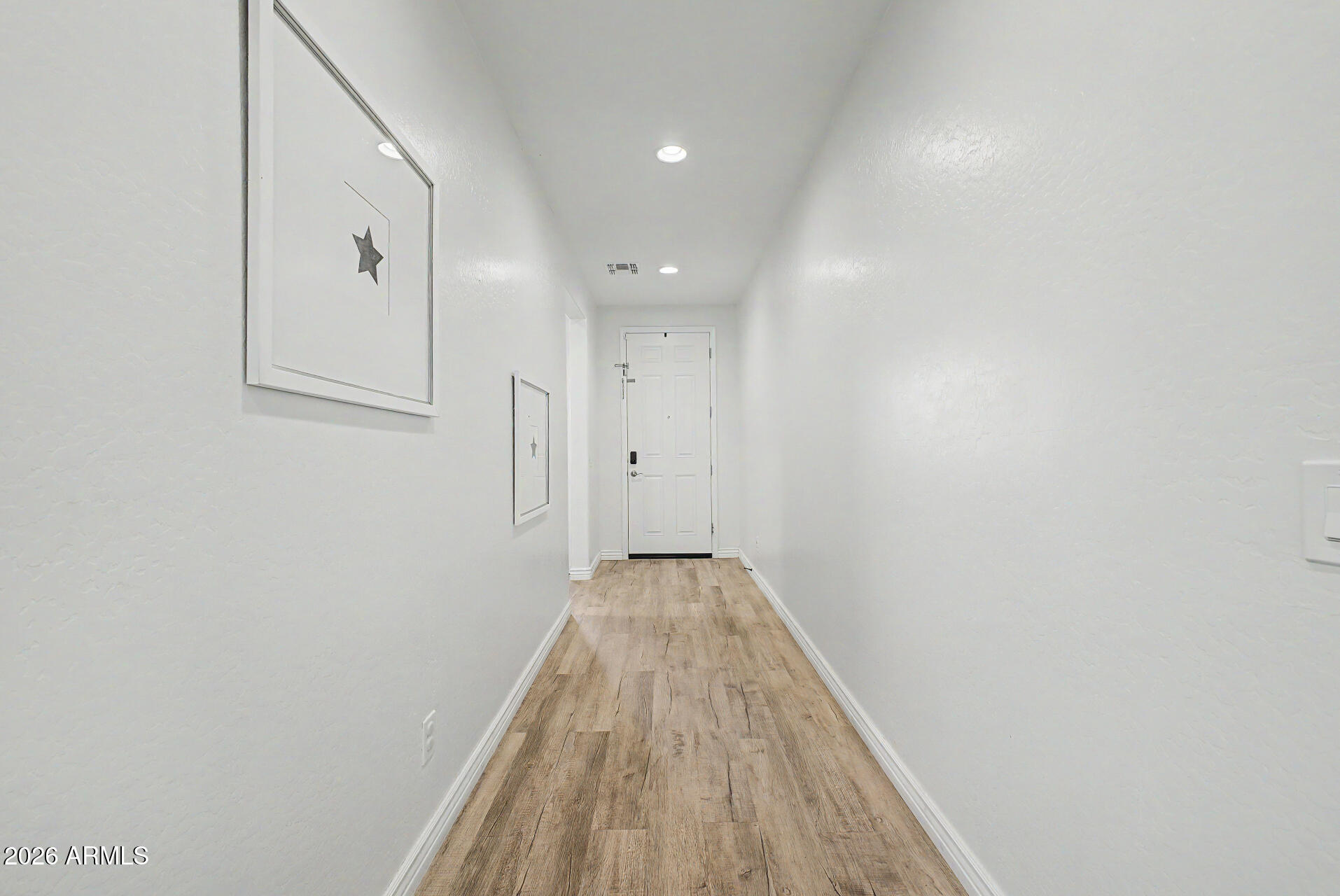 10059 Barley Road Florence, AZ 85132 - Photo 4 of 27 Interior Hall1