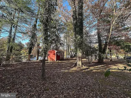 $825,000 | 227 East Lake Boulevard, Medford, NJ 08055