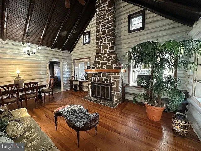 $825,000 | 227 East Lake Boulevard, Medford, NJ 08055