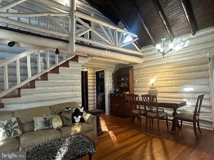 $825,000 | 227 East Lake Boulevard, Medford, NJ 08055