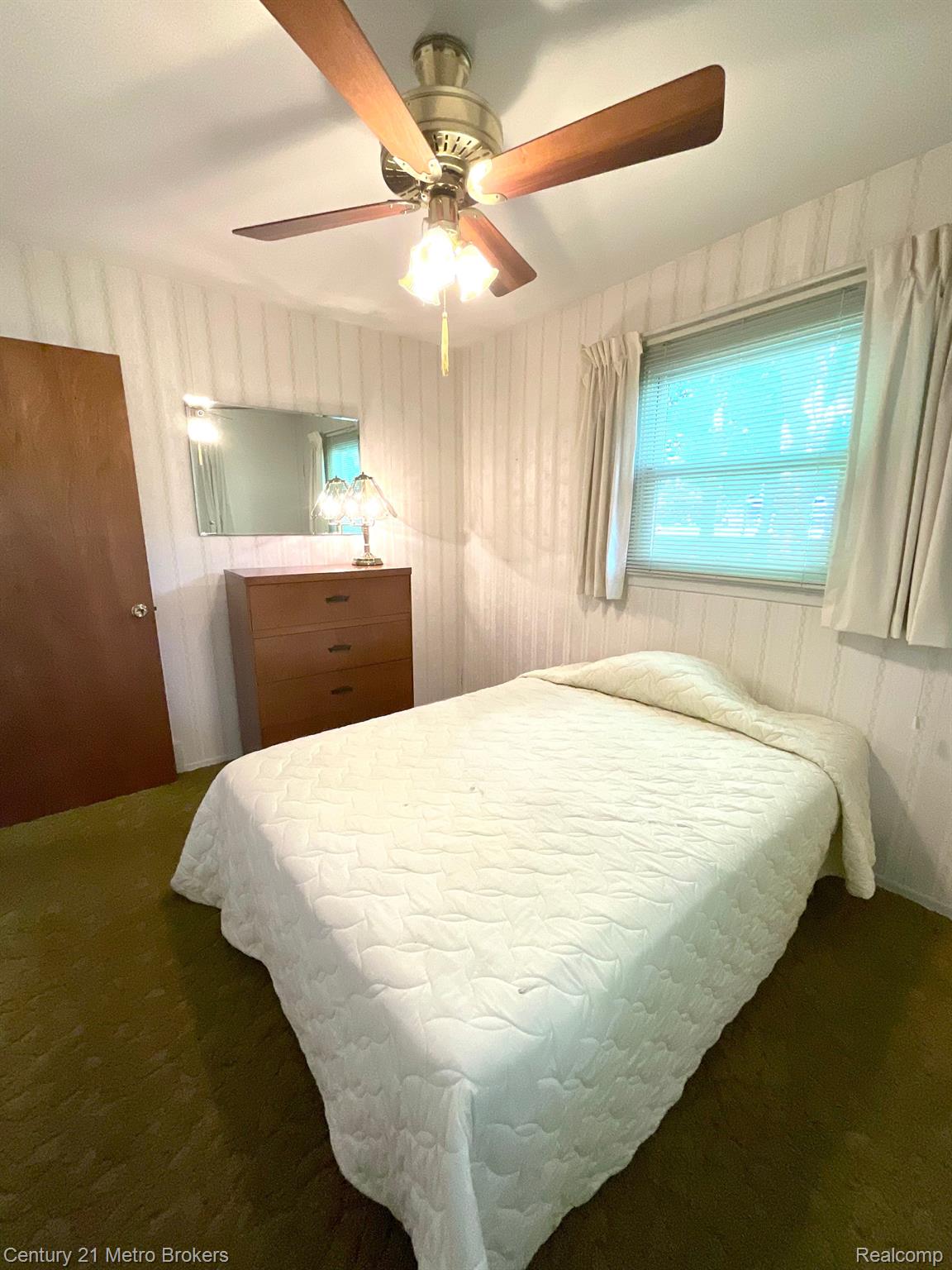 4392 East Carpenter Road Flint, MI 48506 - Photo 35 of 42 Gallery Image 35