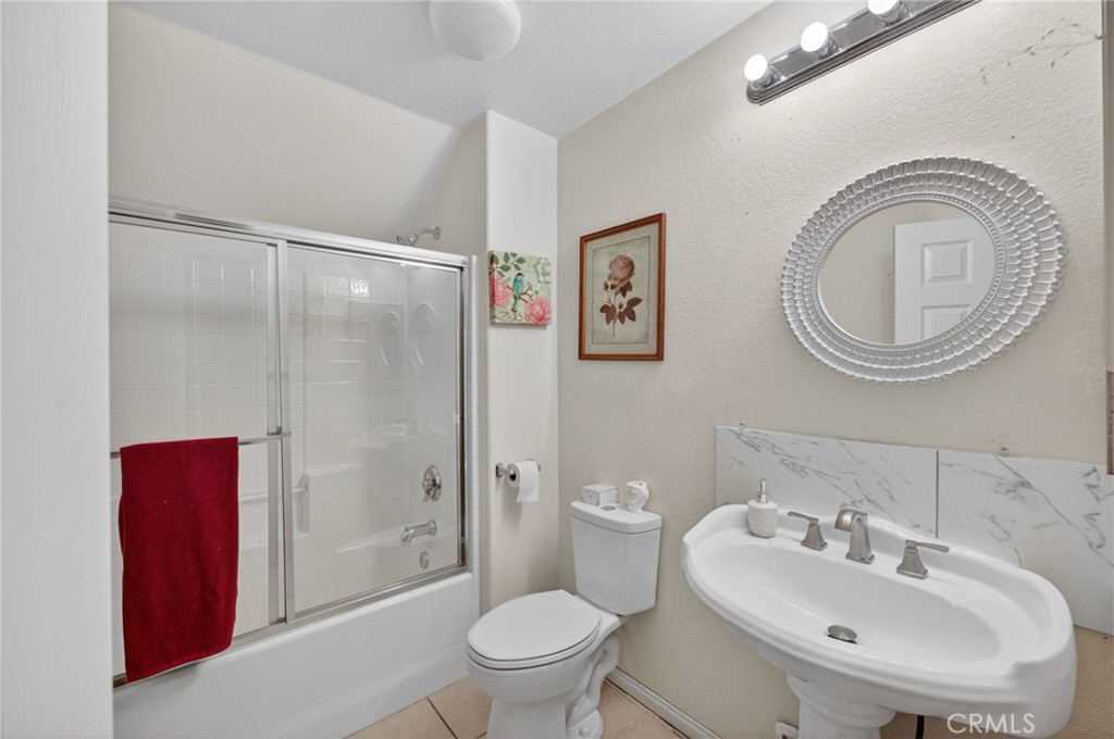 31544 Borega Road Murrieta, CA 92563 - Photo 17 of 48
