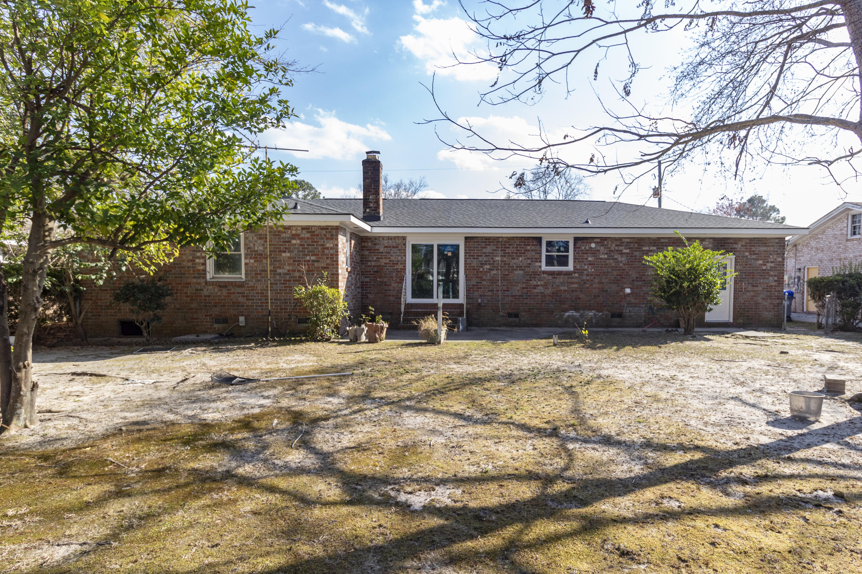 2552 Bengal Road North Charleston, SC 29406 - Photo 5 of 26 IMG_5342