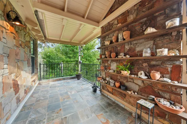 $2,900,000 | 179 Springlake Drive, Gladewater, TX 75647