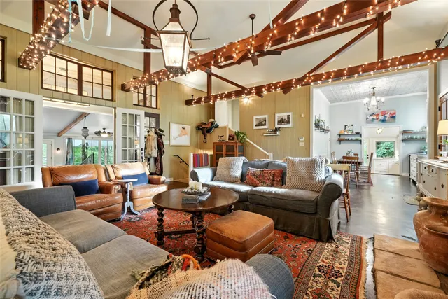 $2,900,000 | 179 Springlake Drive, Gladewater, TX 75647