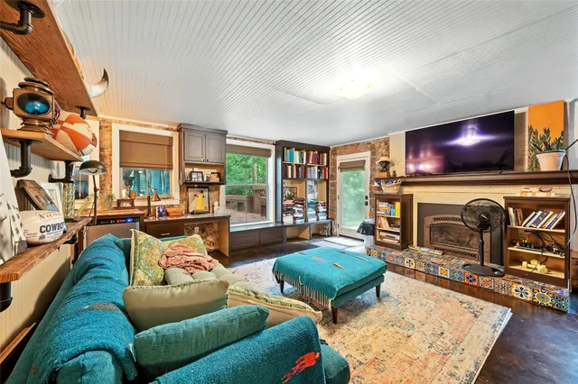 $2,900,000 | 179 Springlake Drive, Gladewater, TX 75647