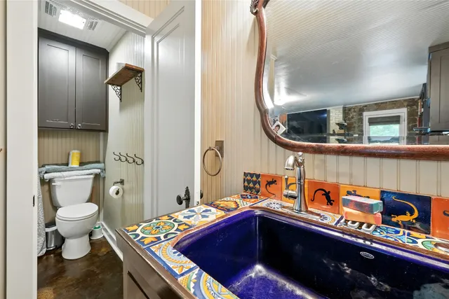 $2,900,000 | 179 Springlake Drive, Gladewater, TX 75647