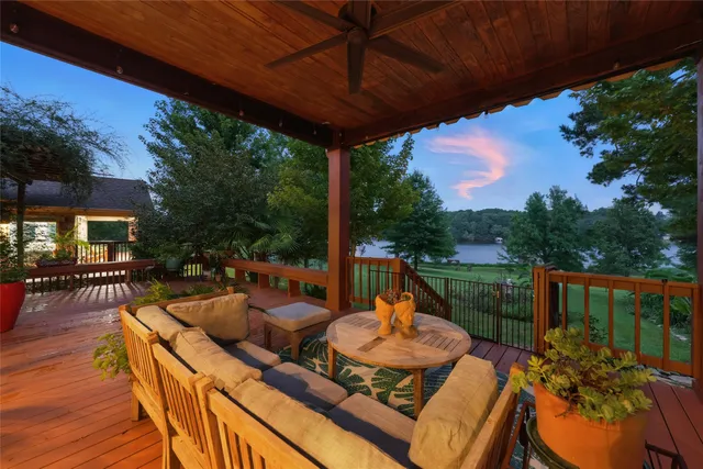 $2,900,000 | 179 Springlake Drive, Gladewater, TX 75647