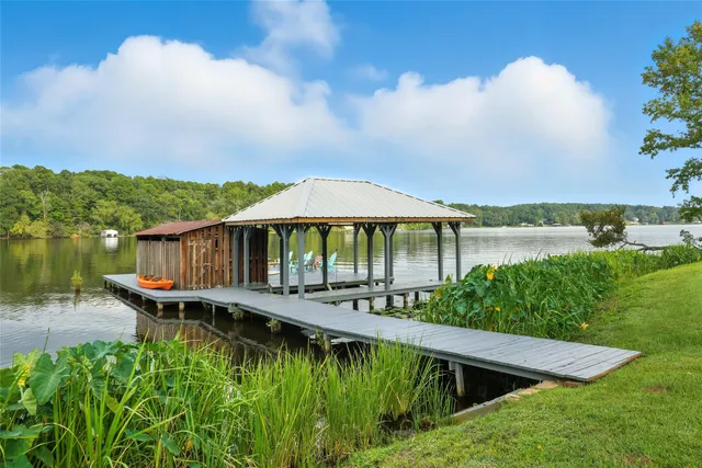 $2,900,000 | 179 Springlake Drive, Gladewater, TX 75647