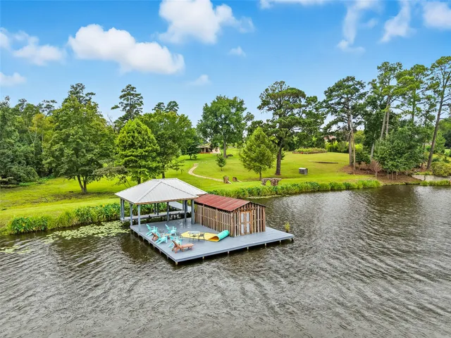 $2,900,000 | 179 Springlake Drive, Gladewater, TX 75647
