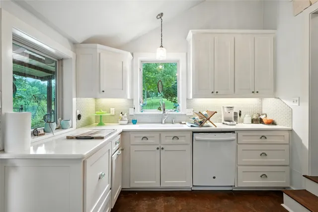 $2,900,000 | 179 Springlake Drive, Gladewater, TX 75647