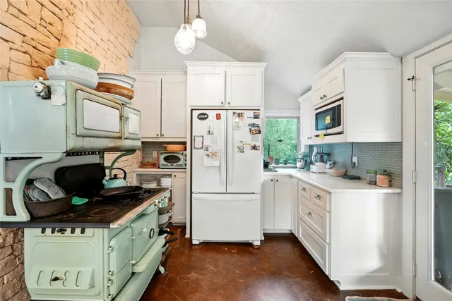 $2,900,000 | 179 Springlake Drive, Gladewater, TX 75647