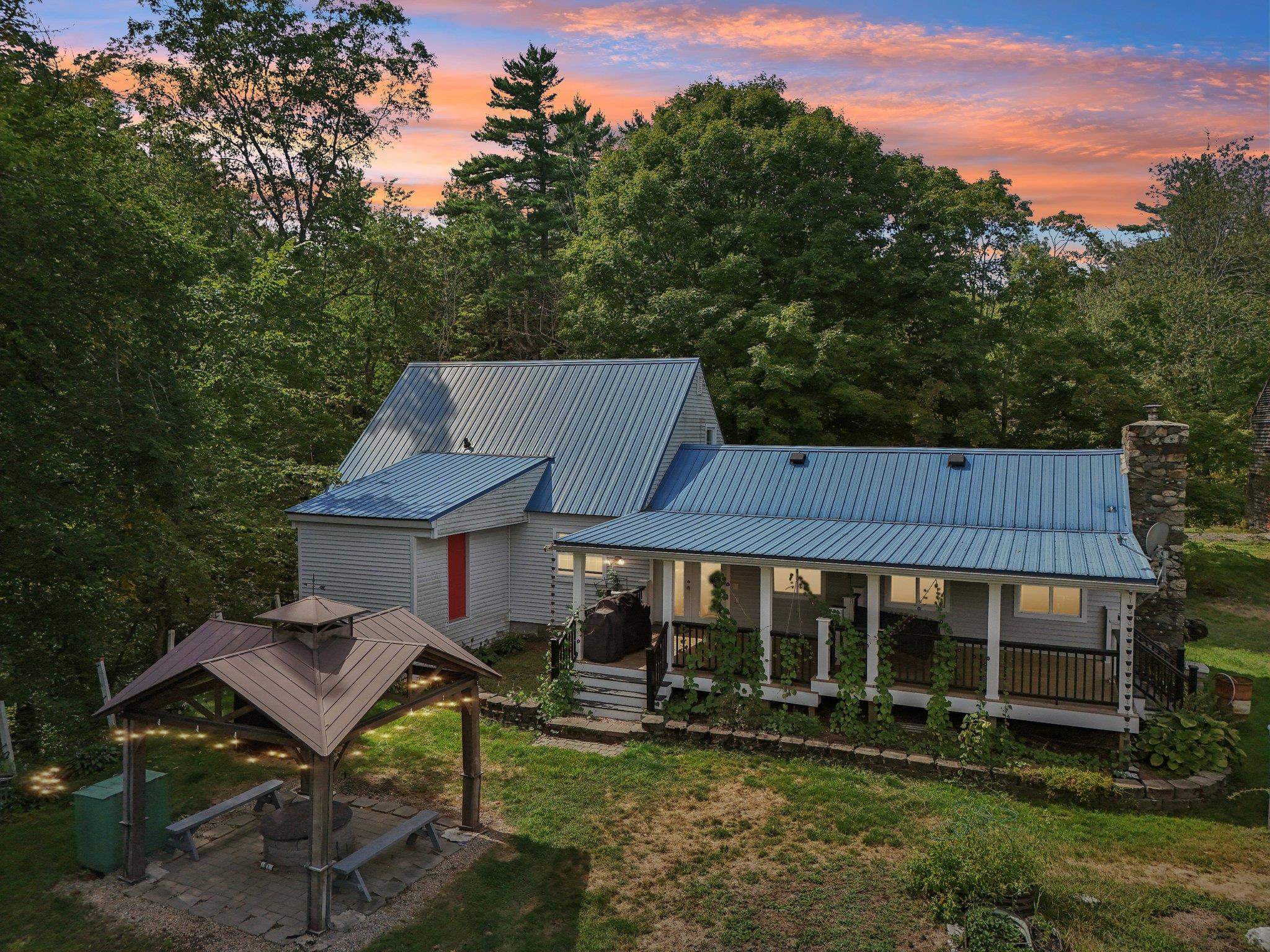 60 Ledge Farm Road Nottingham, NH 03290 - Photo 1 of 25