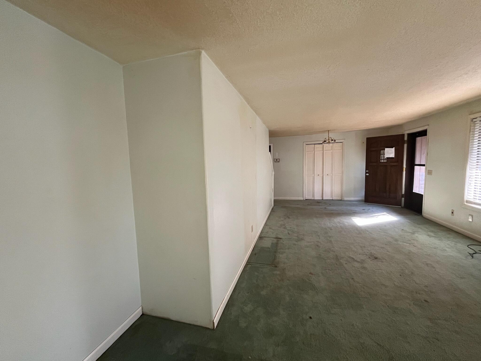 63270 Boyd Acres Road Bend, OR 97701 - Photo 5 of 28 IMG_0555