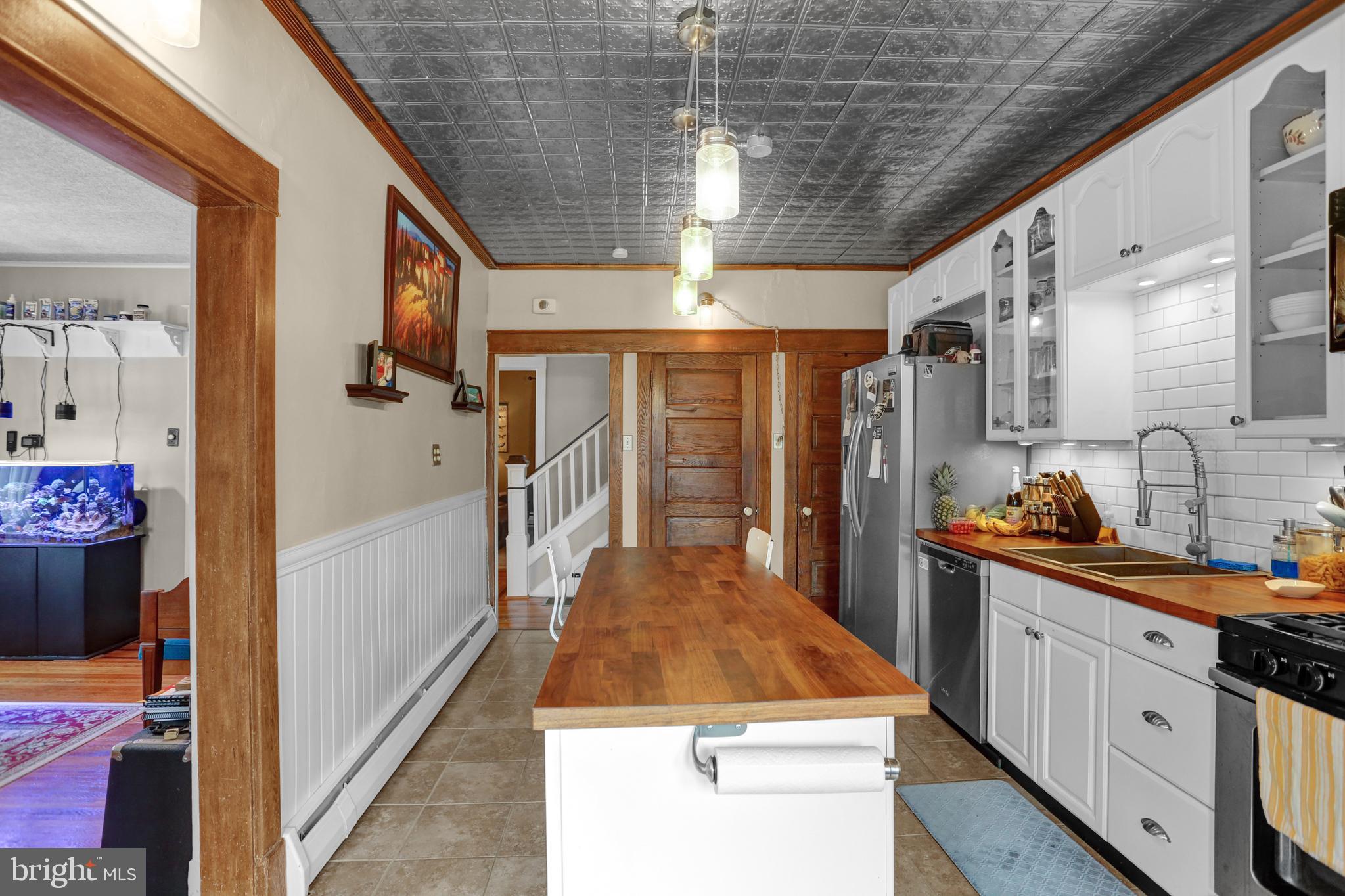 125 Reading Avenue Reading, PA 19607 - Photo 12 of 32 Gallery Image 12