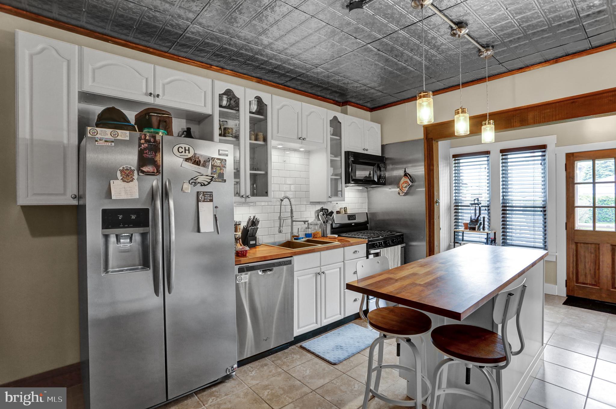 125 Reading Avenue Reading, PA 19607 - Photo 10 of 32 Gallery Image 10