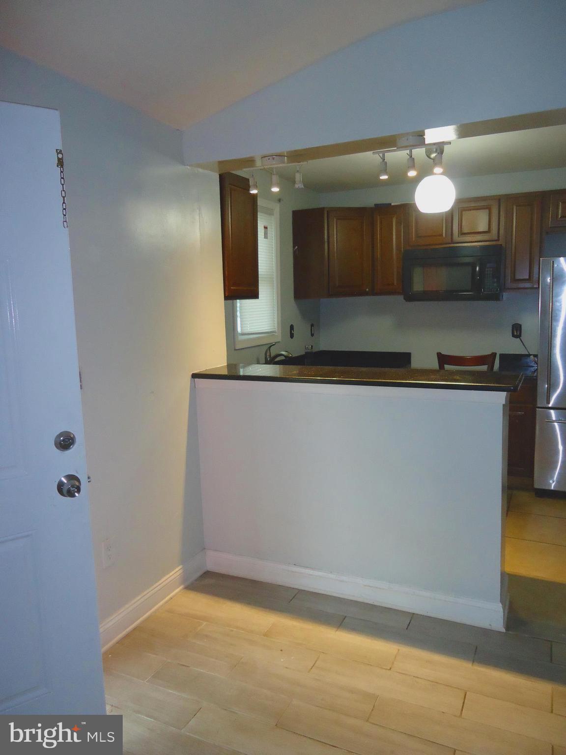 37 East Reed Avenue Alexandria, VA 22305 - Photo 12 of 18 Gallery Image 12