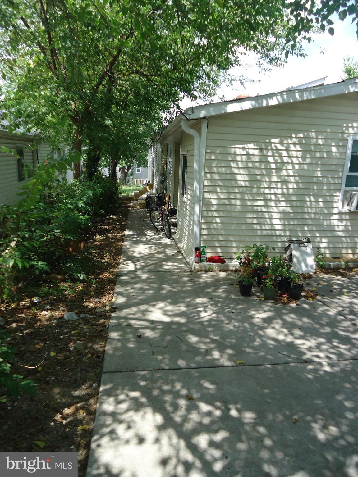 37 East Reed Avenue Alexandria, VA 22305 - Photo 17 of 18 Gallery Image 17