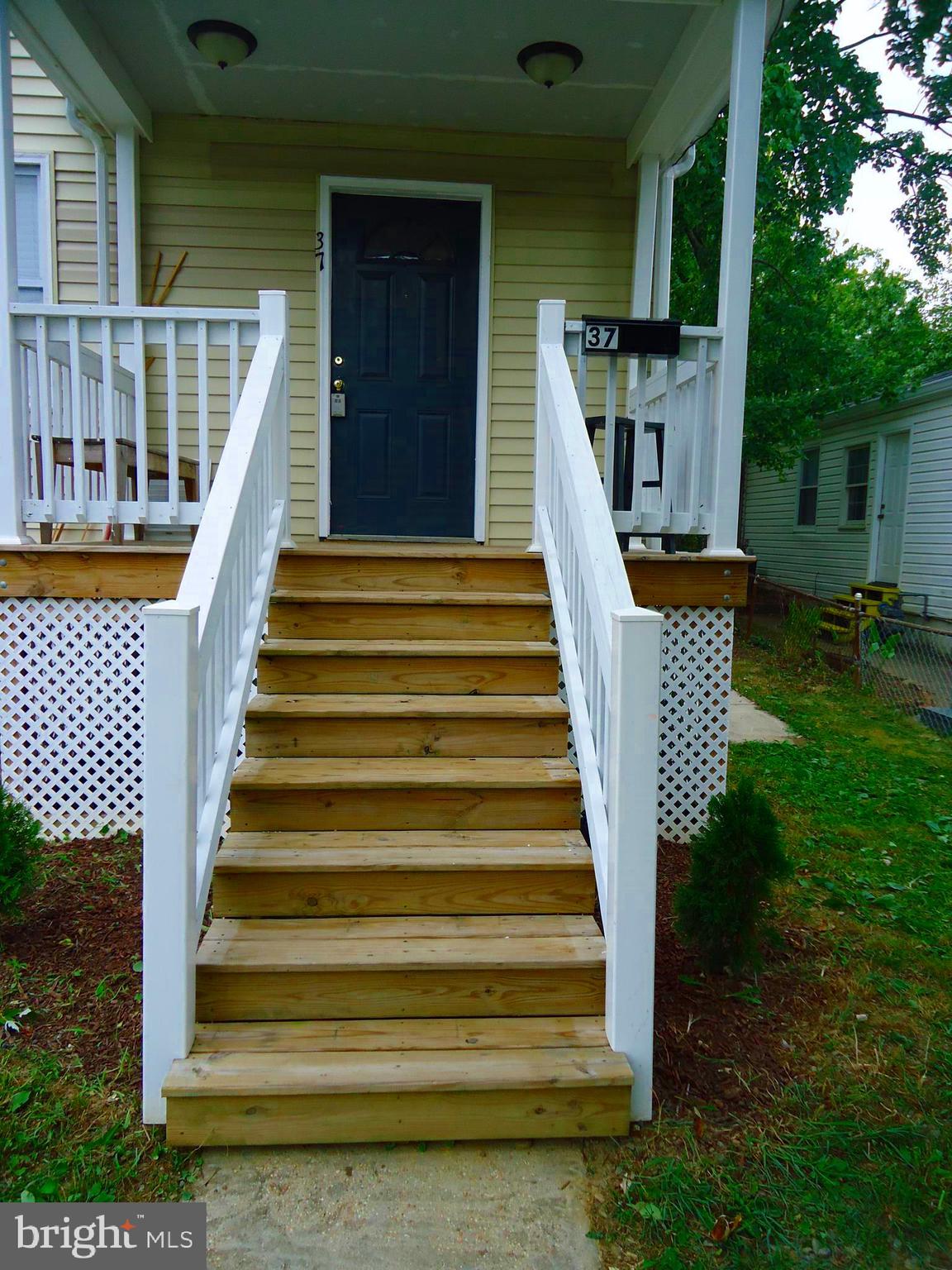 37 East Reed Avenue Alexandria, VA 22305 - Photo 3 of 18 Gallery Image 3