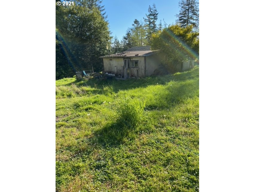 61387 Ross Inlet Road Coos Bay, OR 97420 - Photo 3 of 6 Gallery Image 3