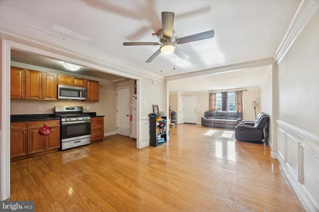 $225,000 | 209 East Greenwood Avenue, Upper Darby, PA 19050