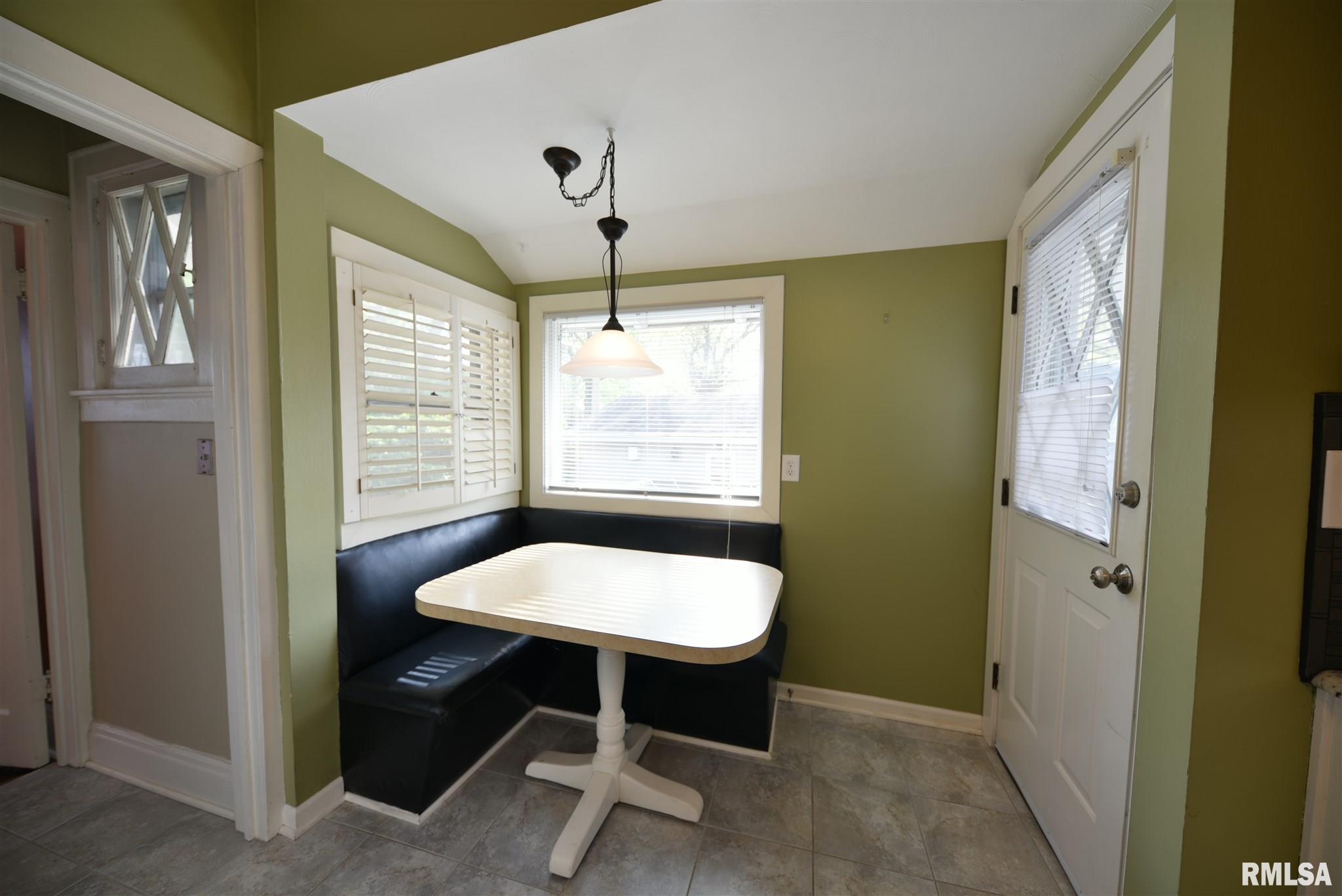 929 South Walnut Street Springfield, IL 62704 - Photo 20 of 31