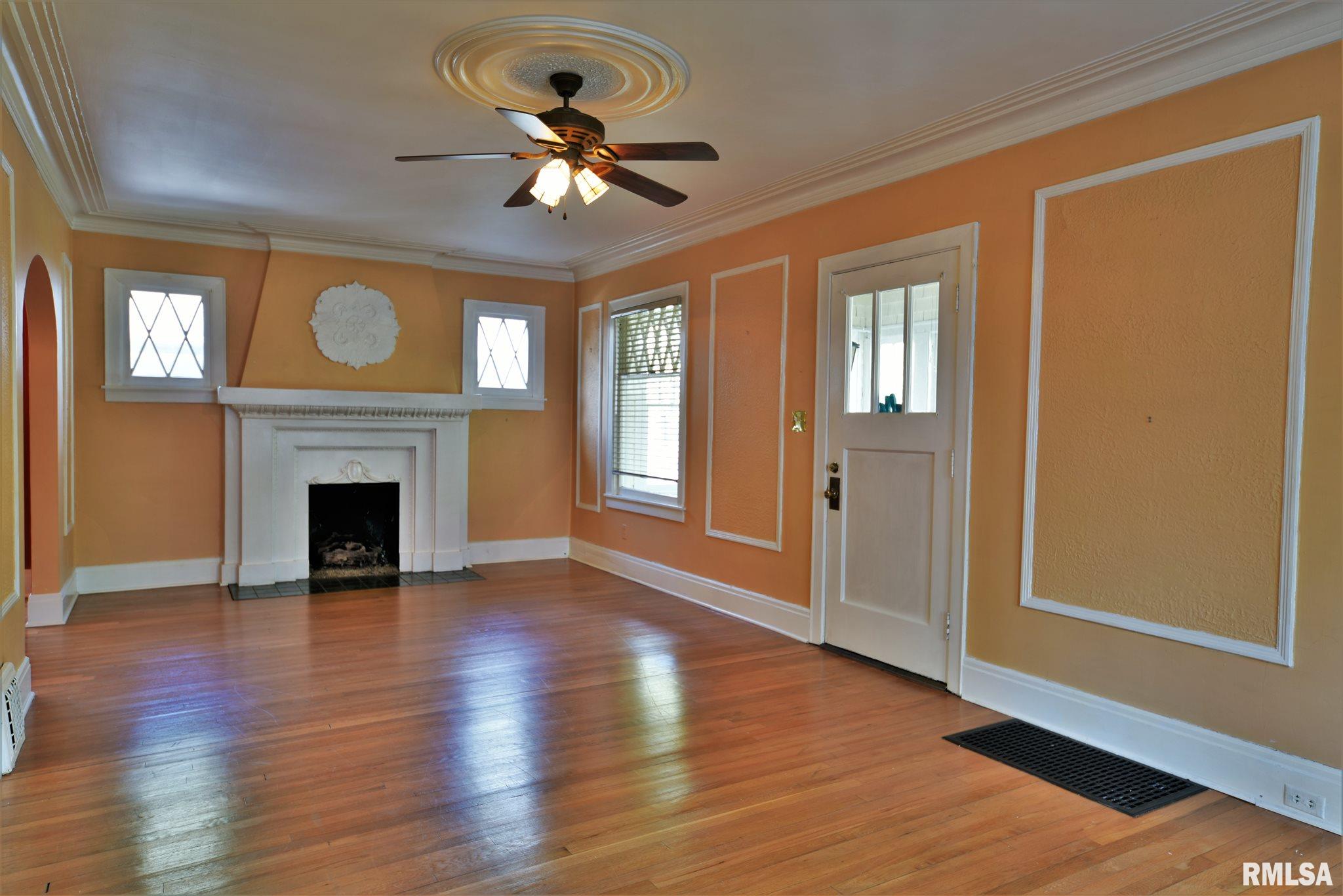 929 South Walnut Street Springfield, IL 62704 - Photo 5 of 31