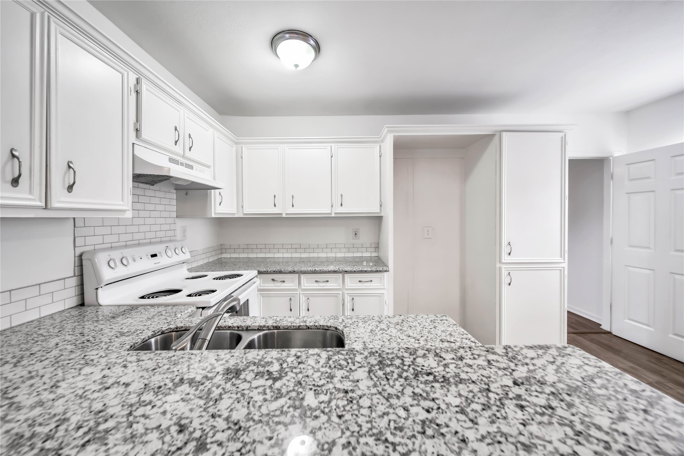 1710 Shelby Street, Unit A Houston, TX 77009 - Photo 4 of 20