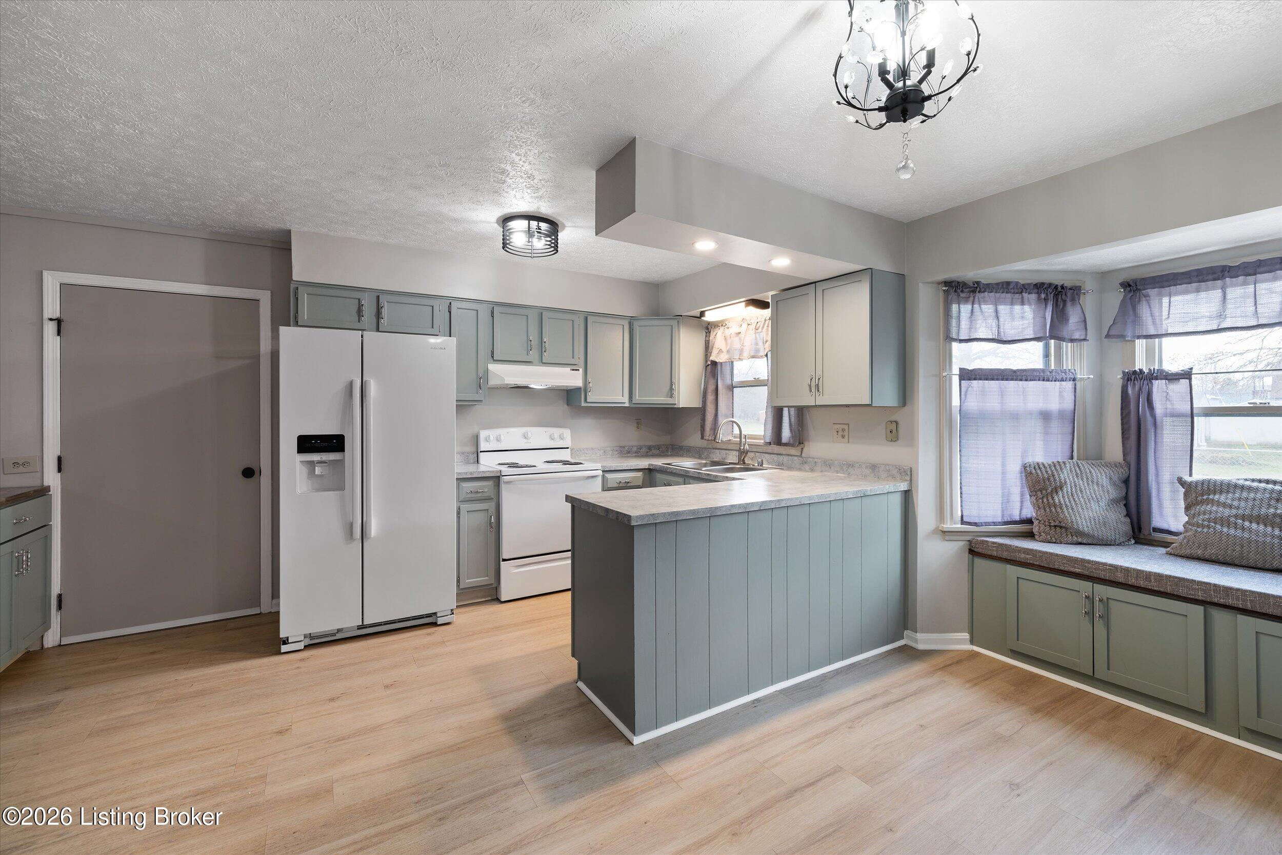 3429 Coral Ridge Road Brooks, KY 40109 - Photo 16 of 53 34-3U8A3190