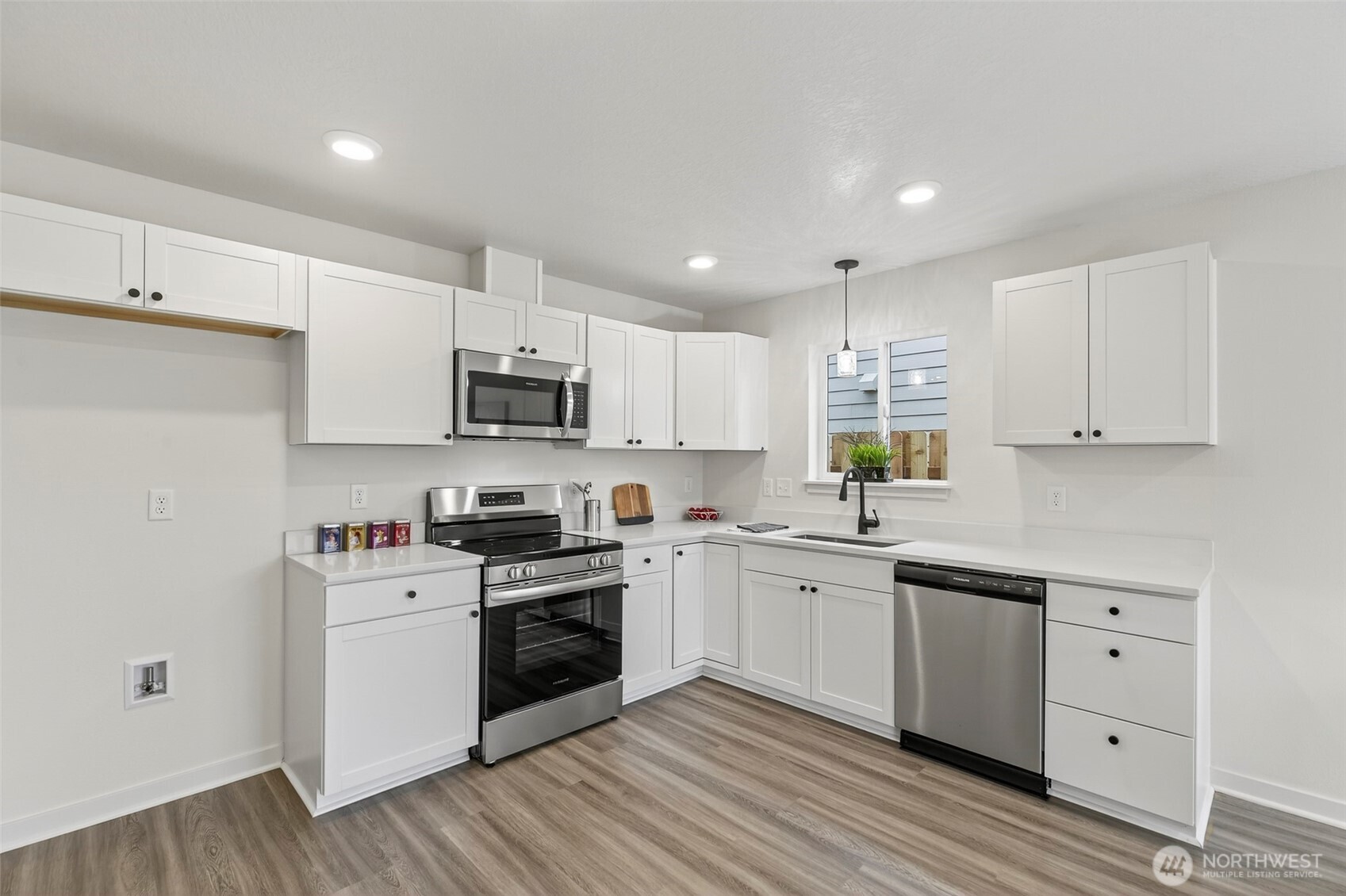 705 South 9th Avenue Kelso, WA 98626 - Photo 10 of 26