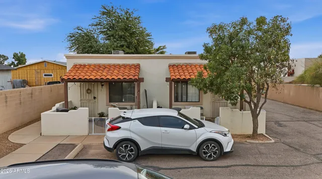 $950,000 | 311 West Pastime Road, Tucson, AZ 85705