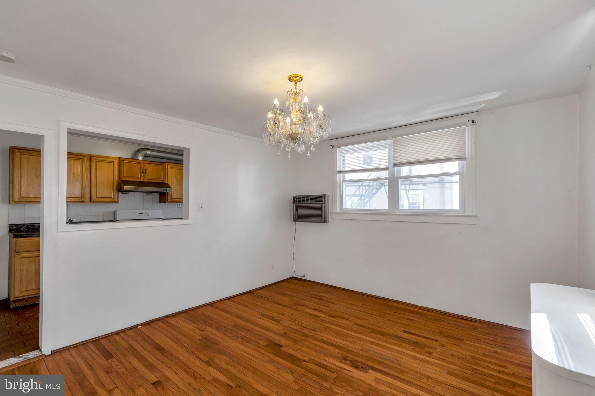 235 Shirley Road Upper Darby, PA 19082 - Photo 6 of 24