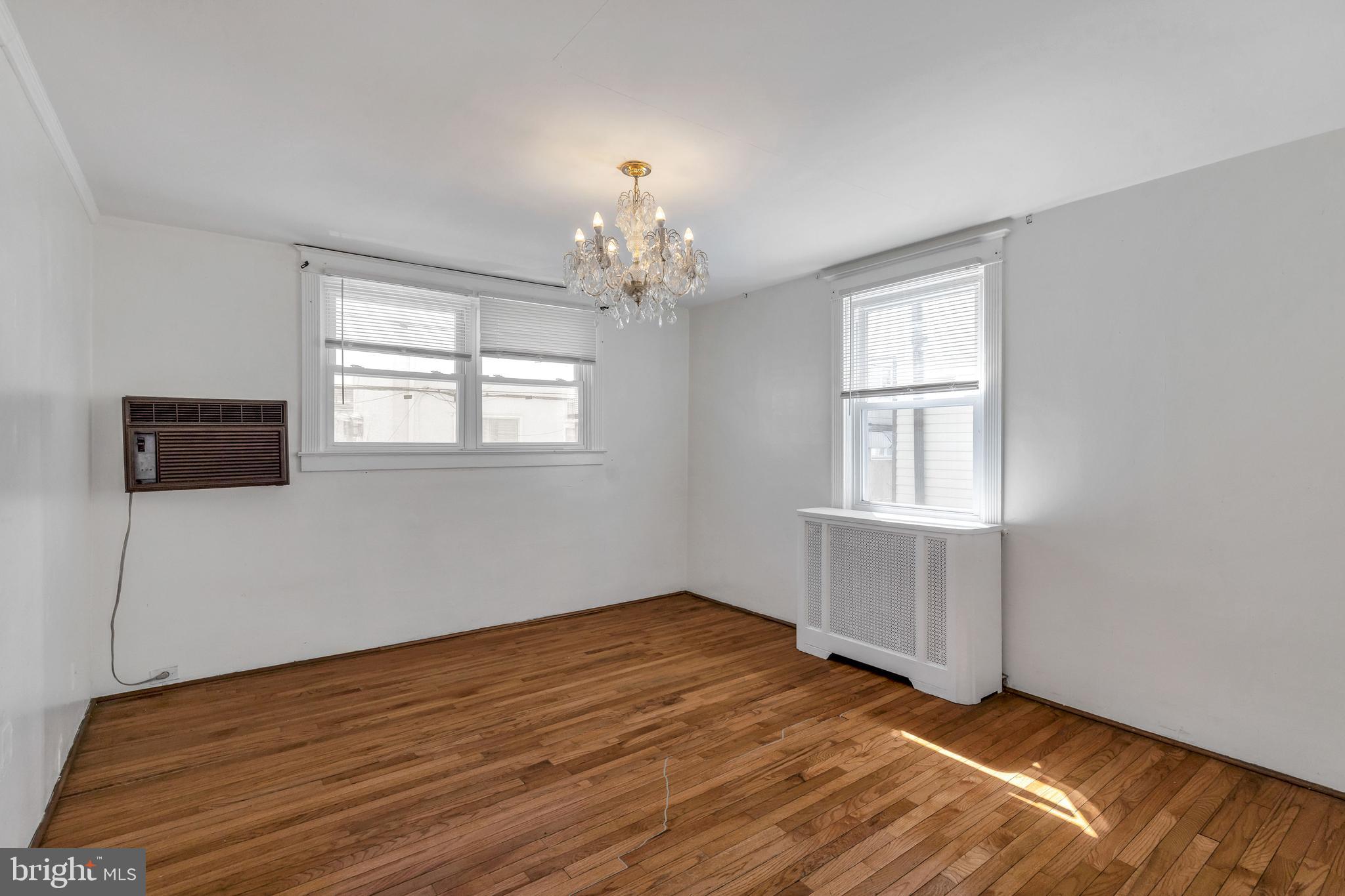 235 Shirley Road Upper Darby, PA 19082 - Photo 8 of 24