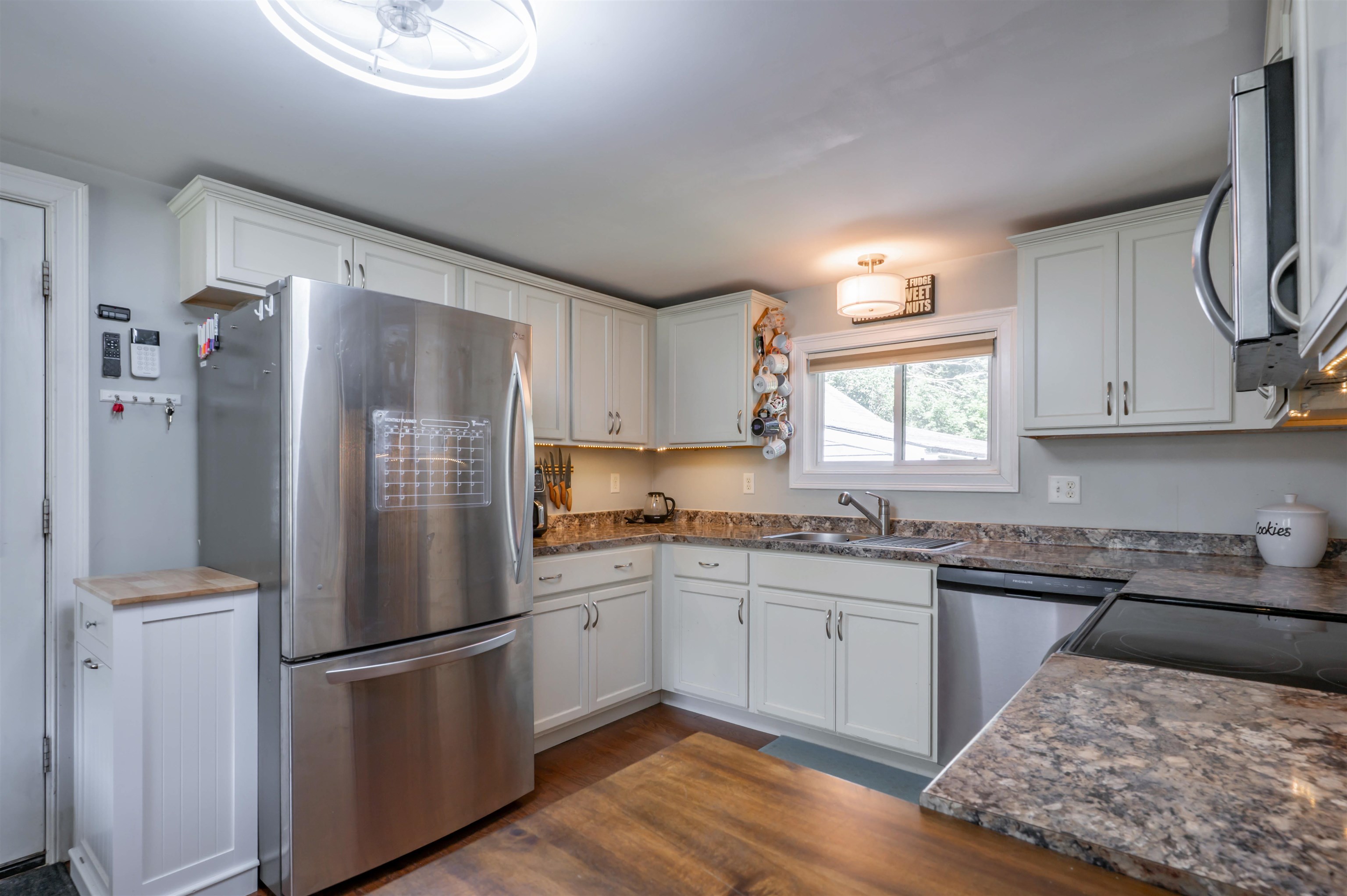 37 West Intervale Road Wilton, NH 03086 - Photo 4 of 28 Gallery Image 4