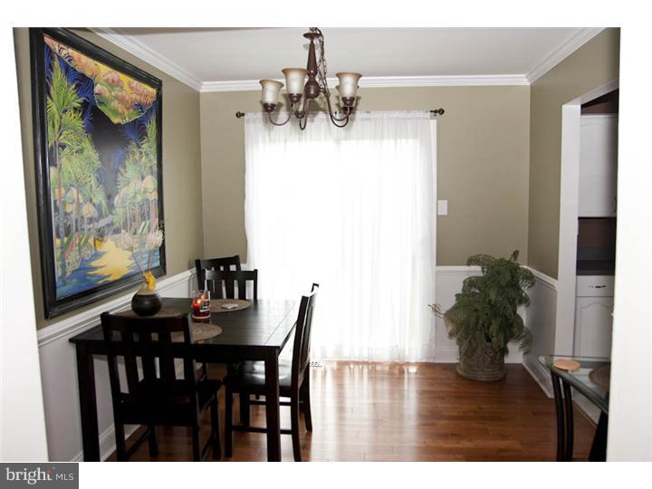5492 Rinker Circle, Unit 318 Doylestown, PA 18902 - Photo 5 of 8 Dining Room
