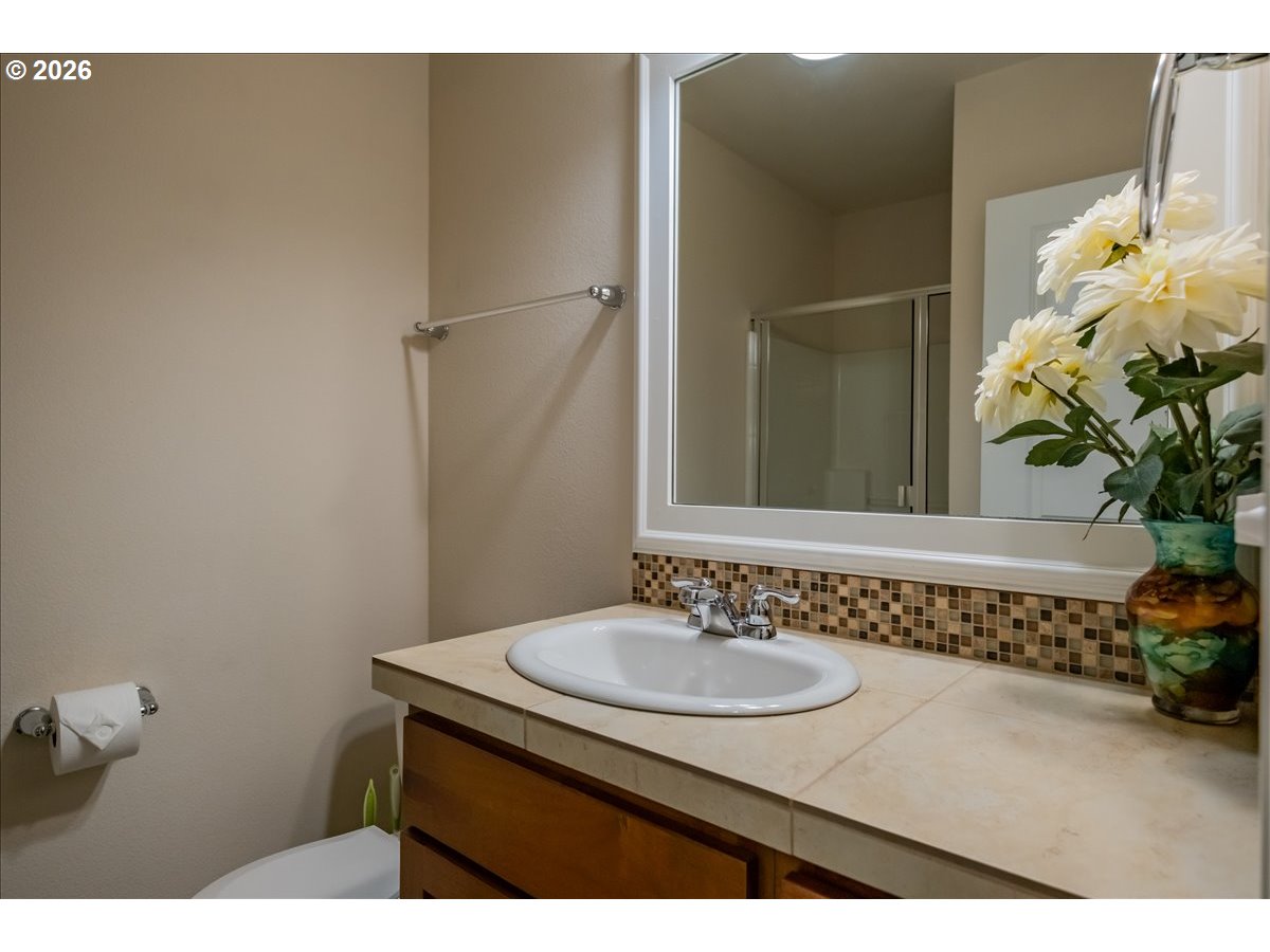 2943 Northwest Corktree Lane Albany, OR 97321 - Photo 11 of 39