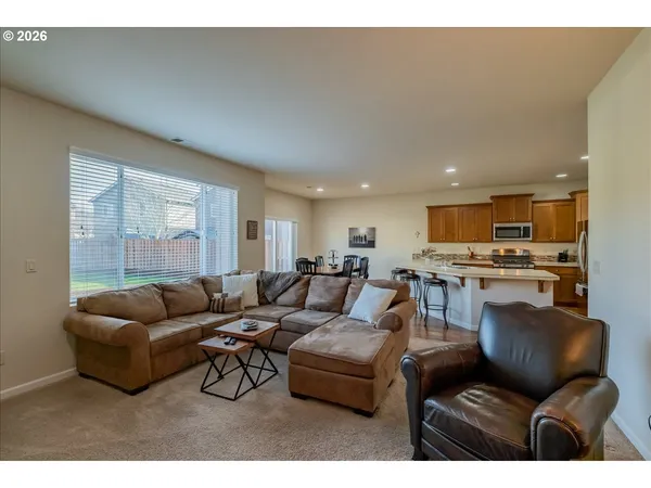 $569,900 | 2943 Northwest Corktree Lane, Albany, OR 97321